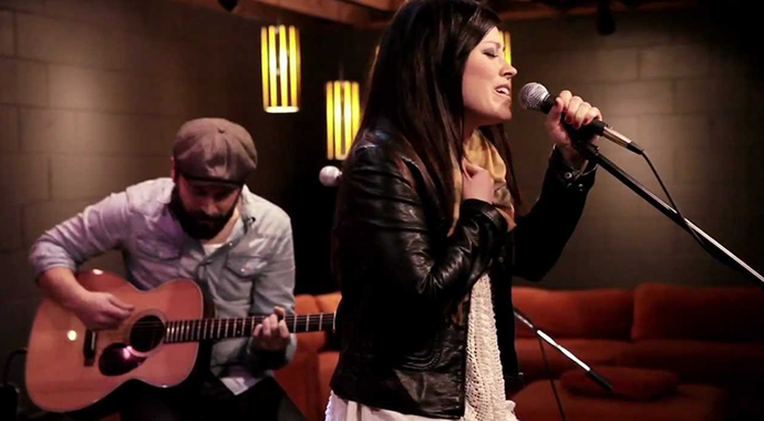 Kari Jobe – Find You On My Knees